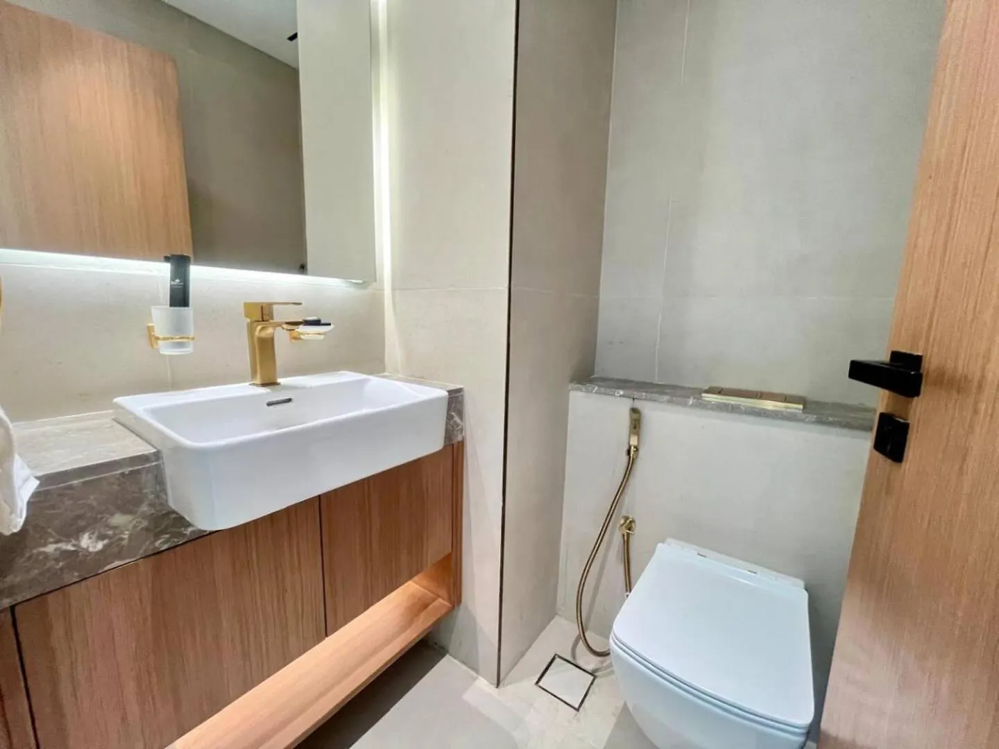 Chic & Serene 1Br In Jvc Peaceful Vibes Dubai Daire