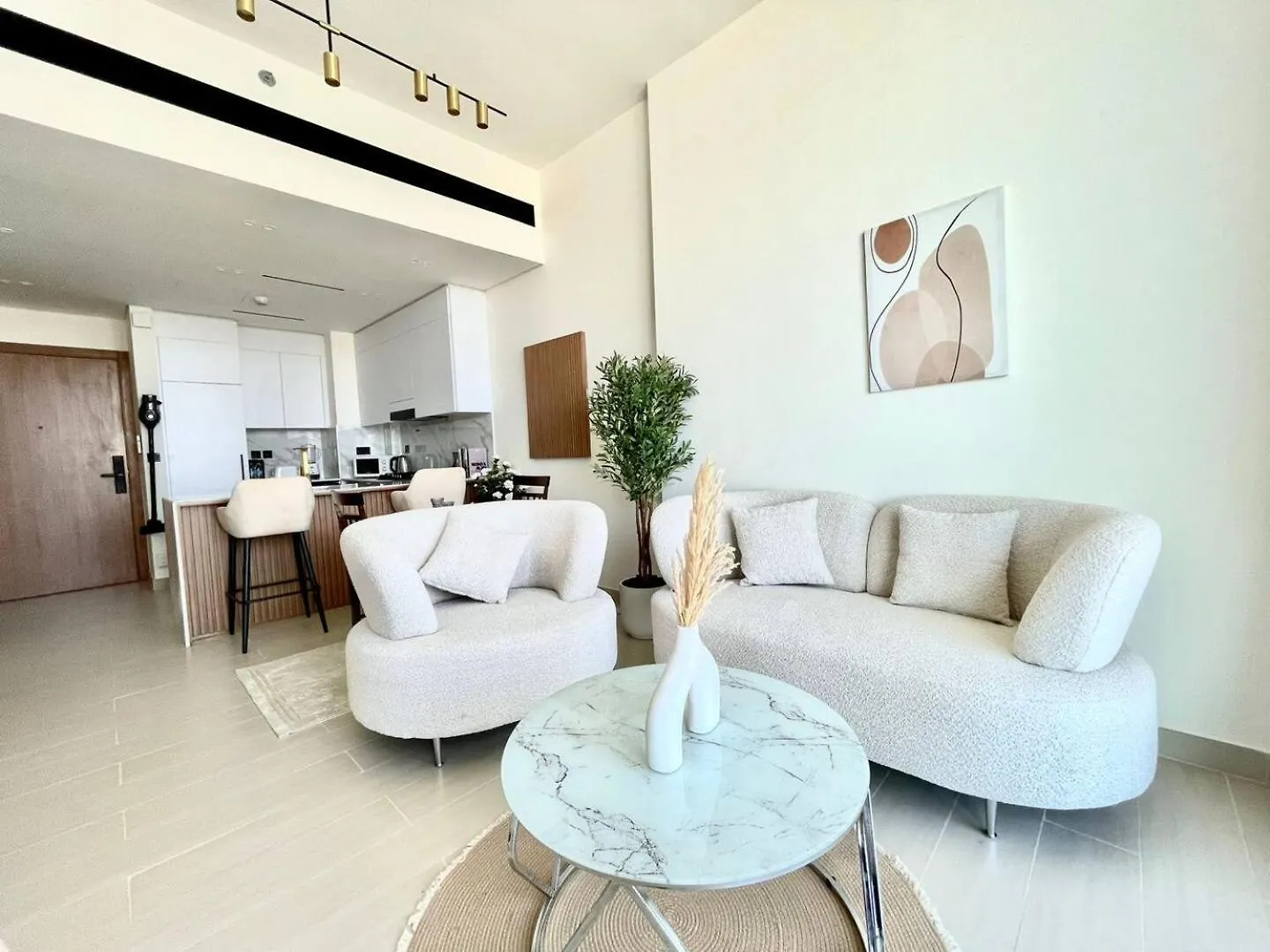 Chic & Serene 1Br In Jvc Peaceful Vibes Dubai Daire